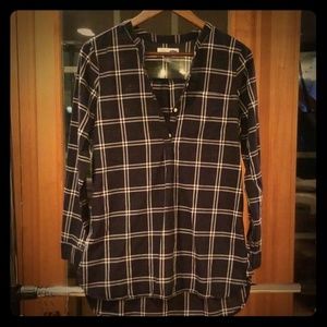 LIKE NEW! Long sleeve Plaid Tunic